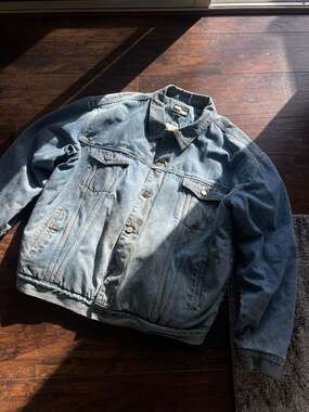 Vintage 90s Urgent Gear Sherpa Lined Denim Trucker Jacket XXL